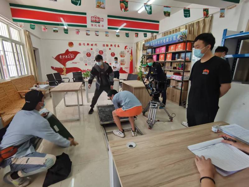 民勤县广告片拍摄公司：极简主义践行者，少即是多的视觉哲学